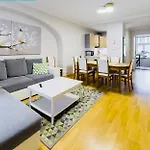 Tallinnhousing Knights And Nobility -3 Bdr Home