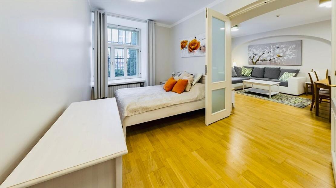 Apartment Tallinnhousing Knights And Nobility -3 Bdr Reval