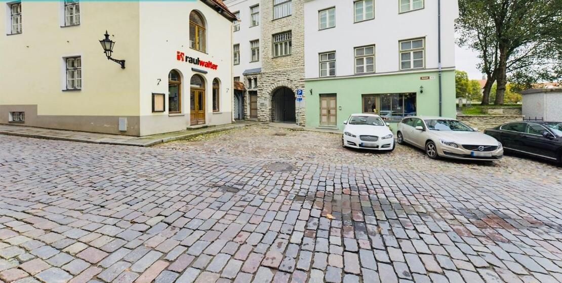 Tallinnhousing Knights And Nobility -3 Bdr Apartment *